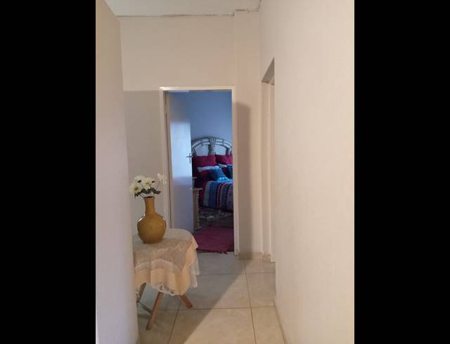 2 BEDROOM FLAT FOR SALE IN VANDERBIJLPARK CE 3